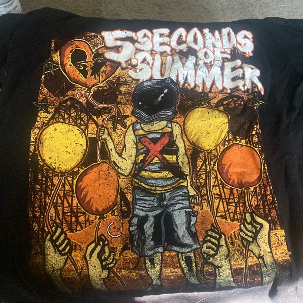 5SOS tshirt